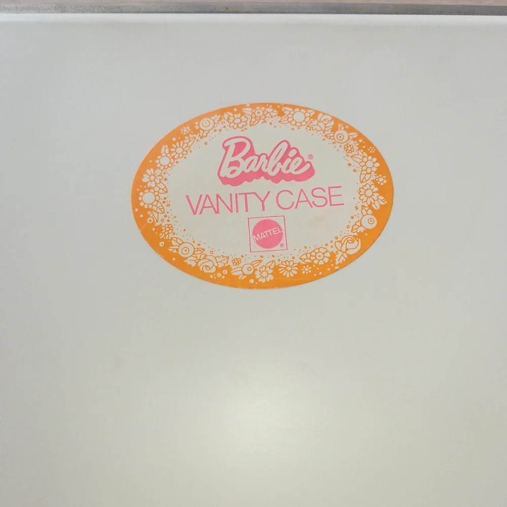 Vintage 1973 Barbie Child Size Vanity Case Working